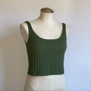 cropped sage green tank✨